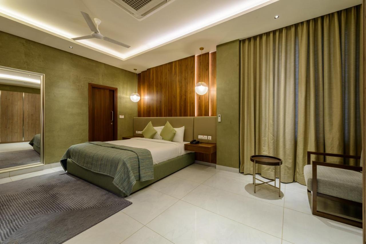 Prestige Nirvana Club Hotel Hyderabad Bagian luar foto